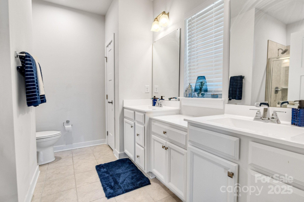 5112 Larewood Dr Charlotte, NC 28215