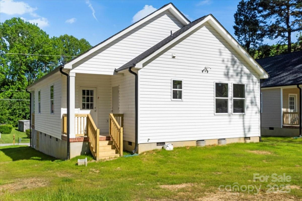 1103 Kenly St Salisbury, NC 28144