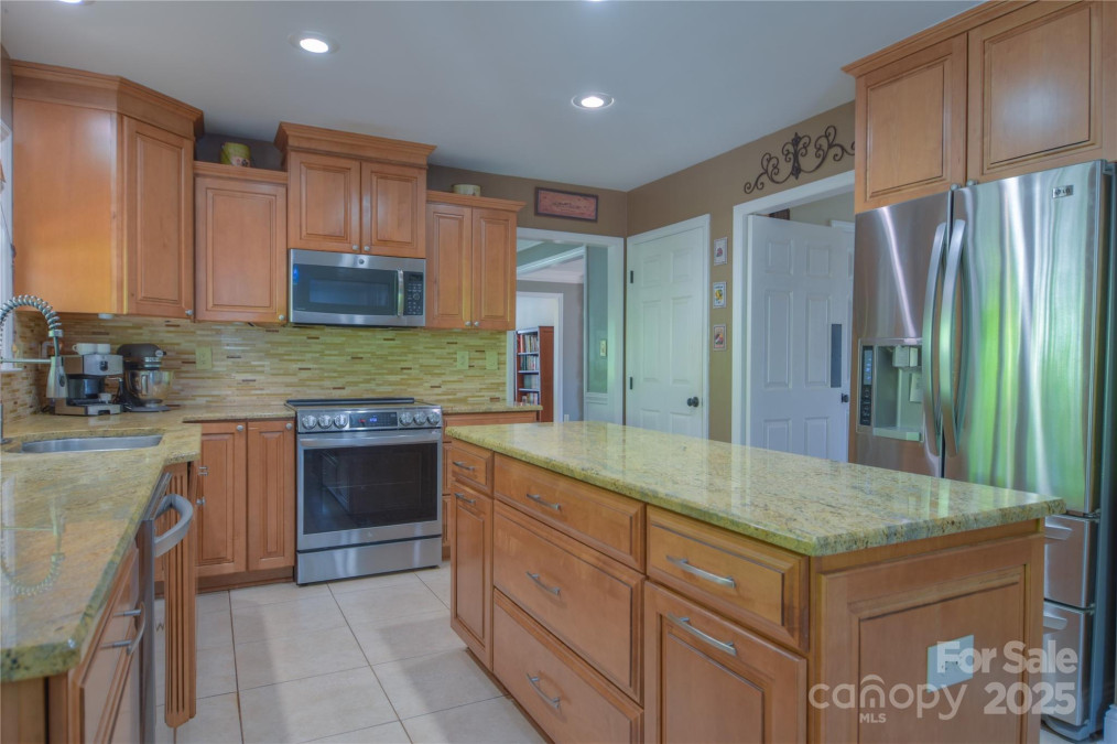 106 Chatworth Ln Mooresville, NC 28117