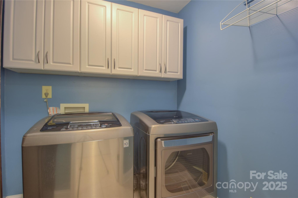 106 Chatworth Ln Mooresville, NC 28117