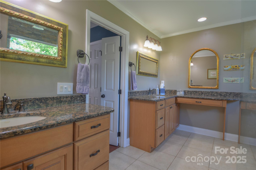106 Chatworth Ln Mooresville, NC 28117