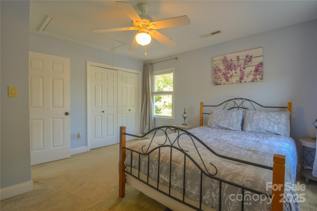 106 Chatworth Ln Mooresville, NC 28117