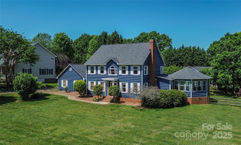 106 Chatworth Ln Mooresville, NC 28117