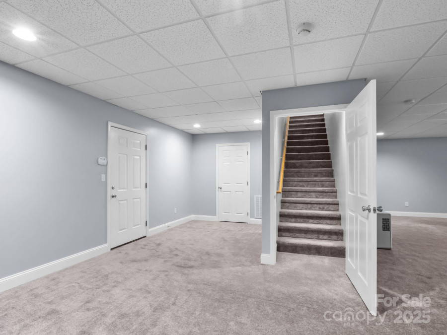89 Bobcat Pa Marion, NC 28752