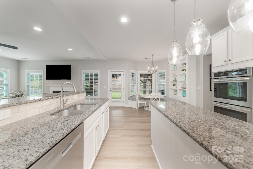 2041 Topaz Pz Davidson, NC 28036