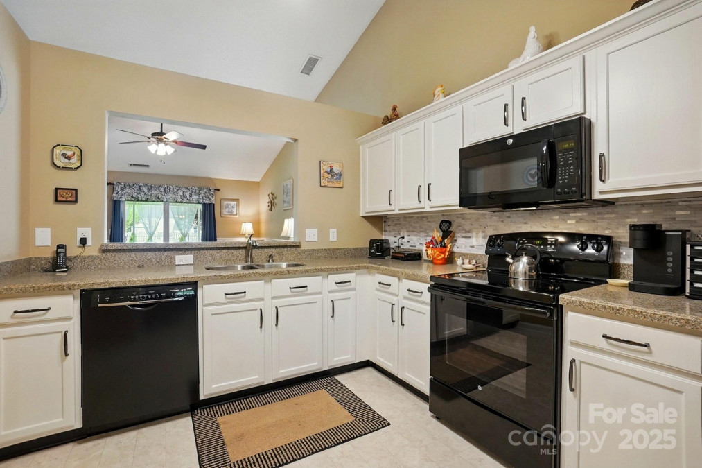 118 Winborne Dr Mooresville, NC 28115
