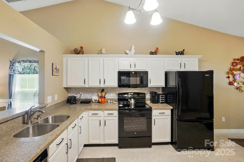 118 Winborne Dr Mooresville, NC 28115