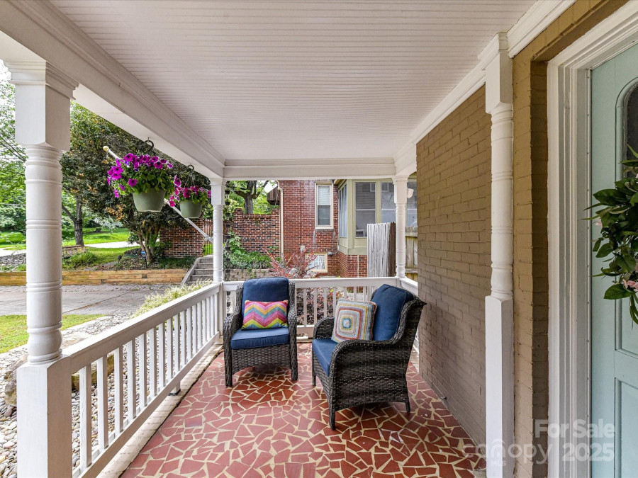 2804 Park Rd Charlotte, NC 28209