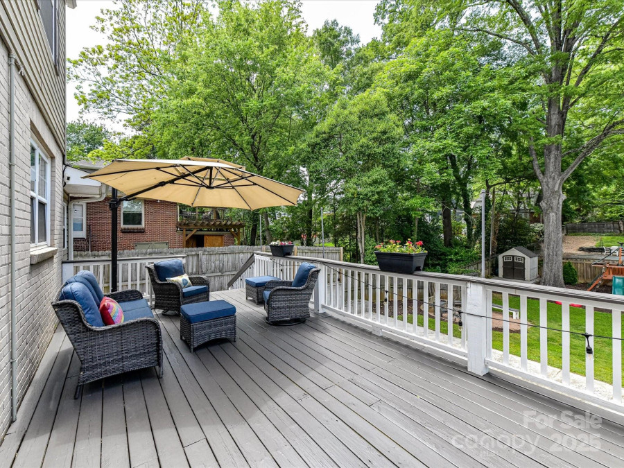 2804 Park Rd Charlotte, NC 28209