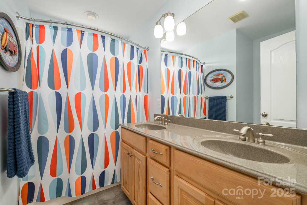 7730 Windsor Forest Pl Harrisburg, NC 28075