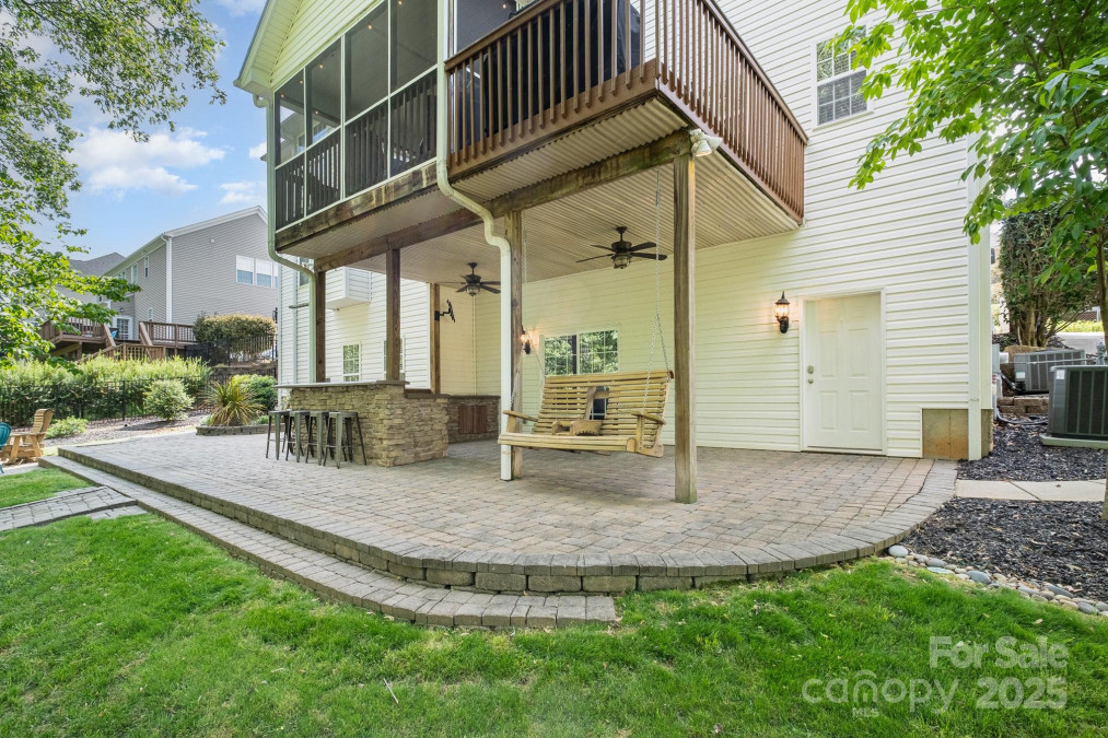 7730 Windsor Forest Pl Harrisburg, NC 28075