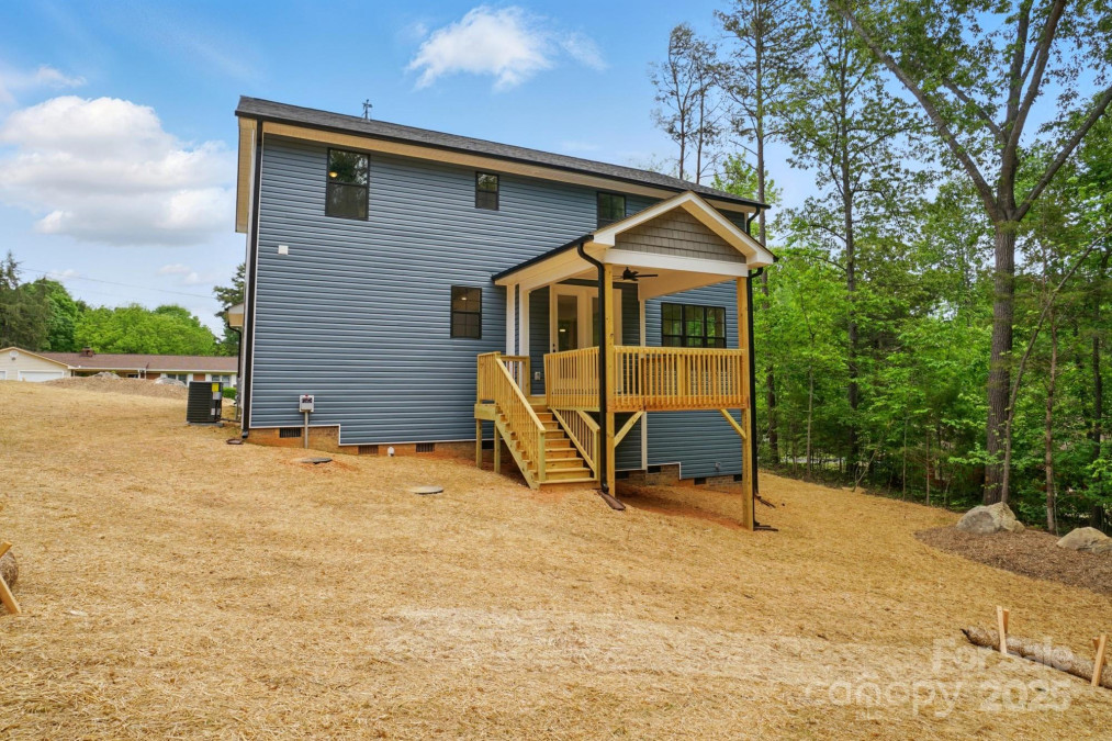 1118 Allman Extension Mount Pleasant, NC 28124