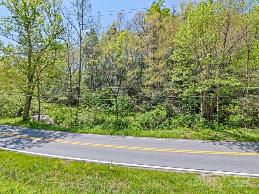 700 Cove Creek Rd Waynesville, NC 28785