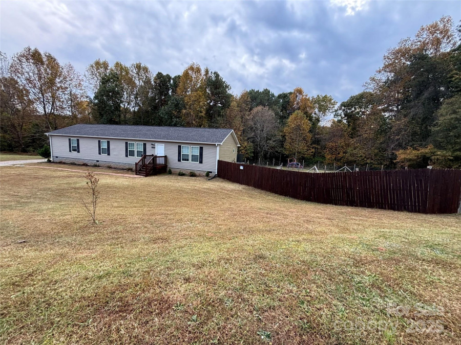 119 Marietta Rd Mooresville, NC 28117