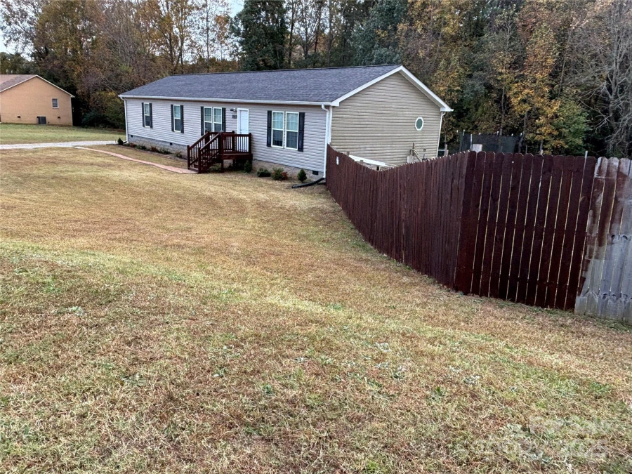 119 Marietta Rd Mooresville, NC 28117