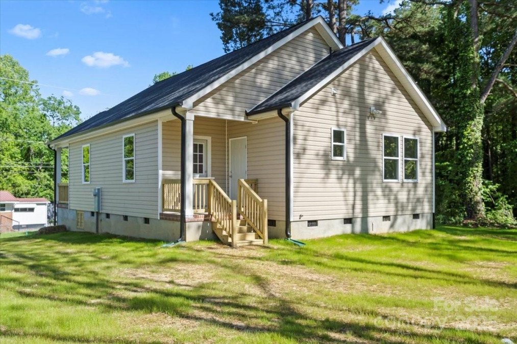 1101 Kenly St Salisbury, NC 28144