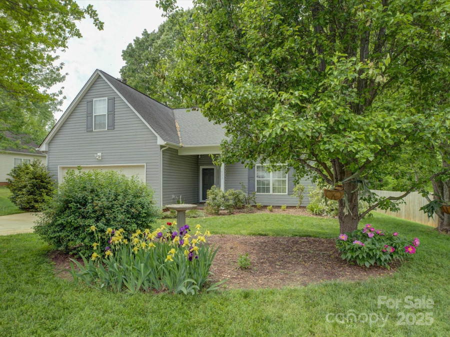 433 Linsbury Ct Gastonia, NC 28056
