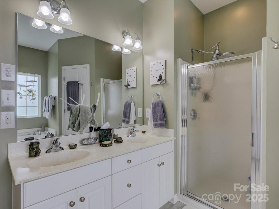 433 Linsbury Ct Gastonia, NC 28056