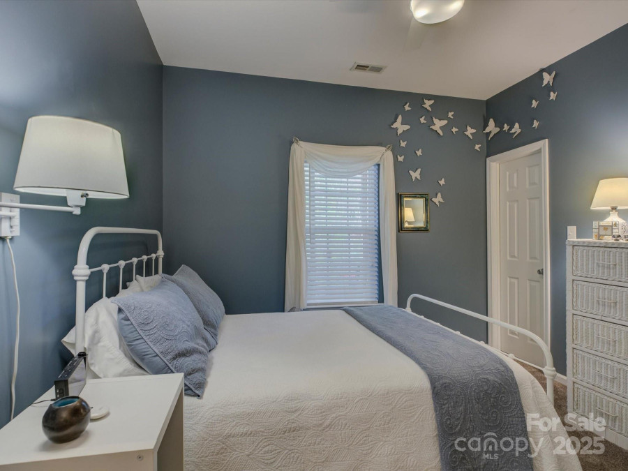 433 Linsbury Ct Gastonia, NC 28056