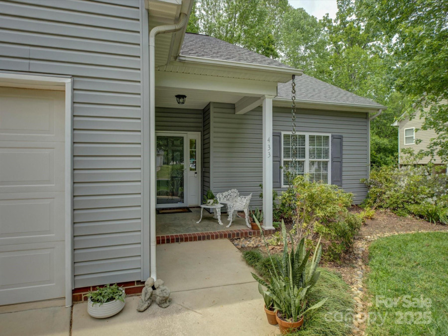 433 Linsbury Ct Gastonia, NC 28056