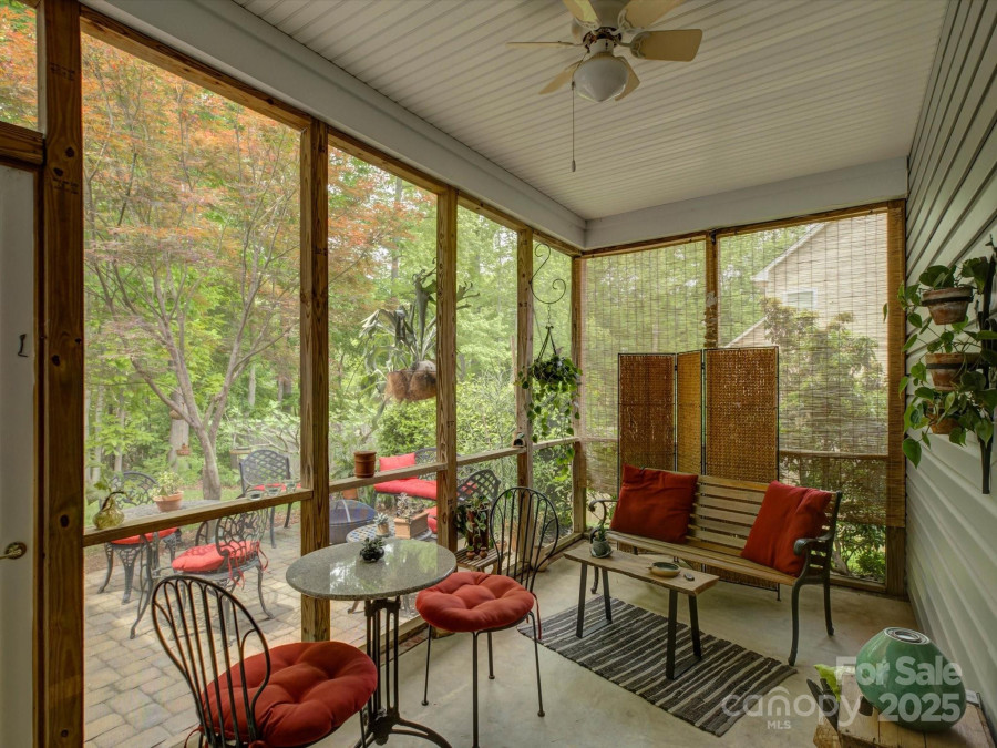 433 Linsbury Ct Gastonia, NC 28056