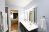 37 Nichols Hill Dr Asheville, NC 28804