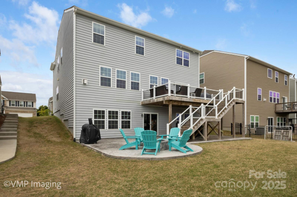 16038 Harbor Hill Dr Charlotte, NC 28273