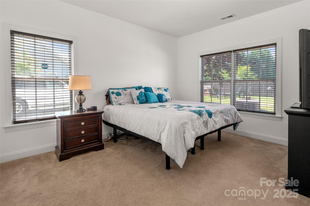 12802 Waterlyn Club Dr Charlotte, NC 28278