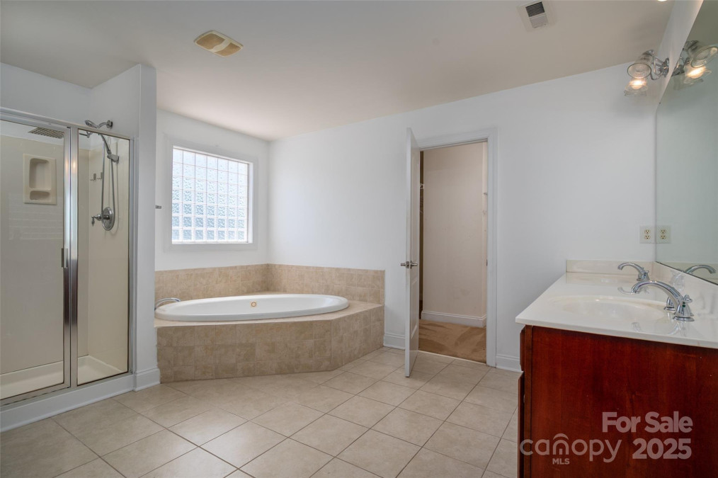 12802 Waterlyn Club Dr Charlotte, NC 28278