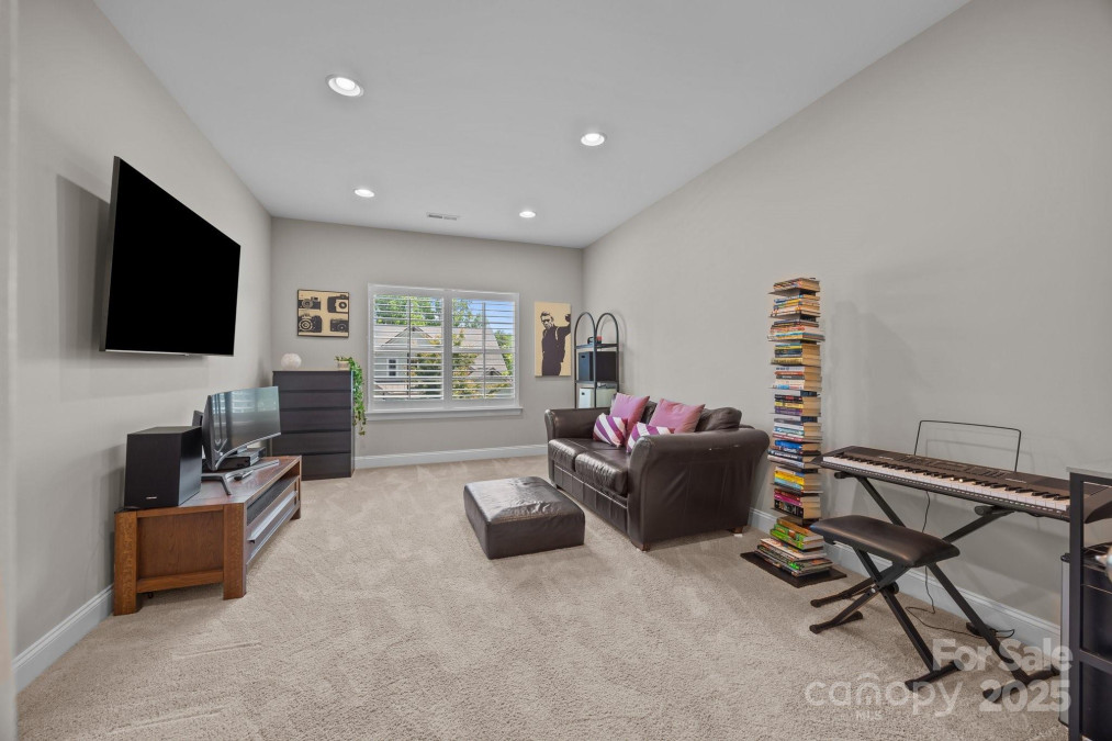 17513 Julees Walk Ln Davidson, NC 28036
