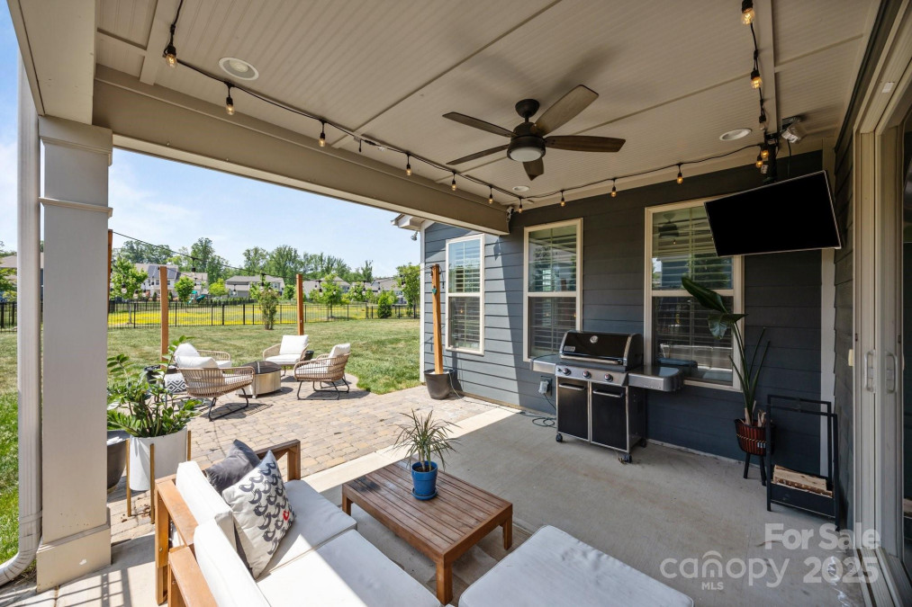 17513 Julees Walk Ln Davidson, NC 28036