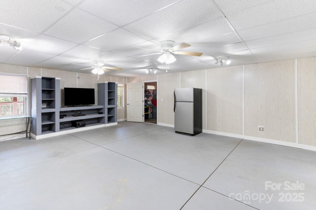 349 Penland St Clyde, NC 28721
