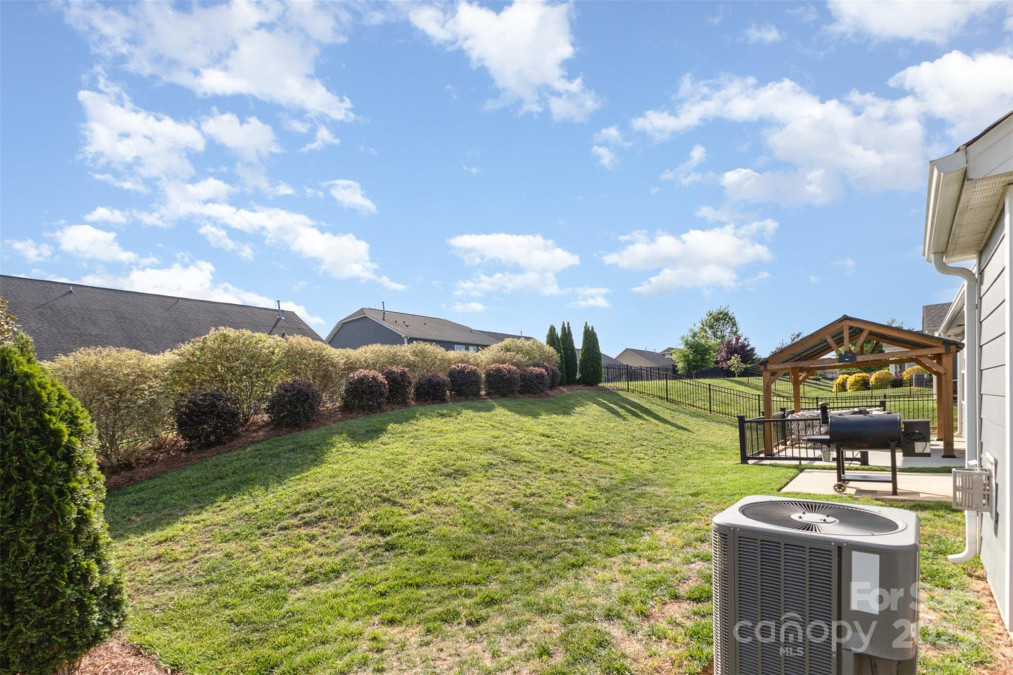 3267 Lock Erne Ave Kannapolis, NC 28081