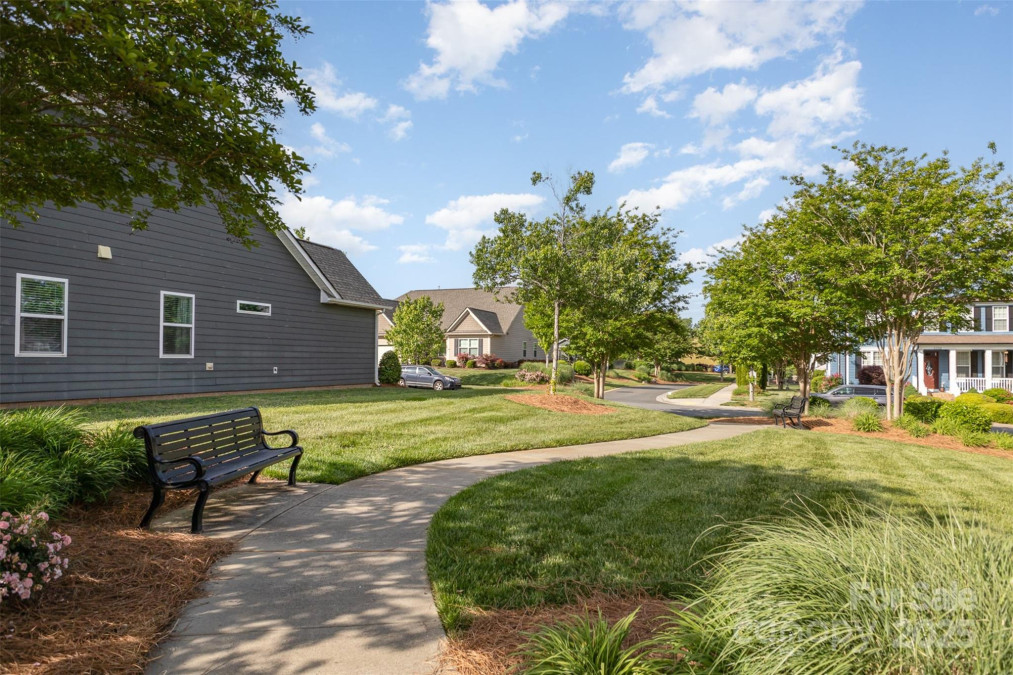 3267 Lock Erne Ave Kannapolis, NC 28081