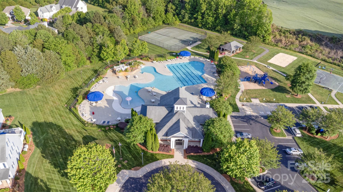 3267 Lock Erne Ave Kannapolis, NC 28081