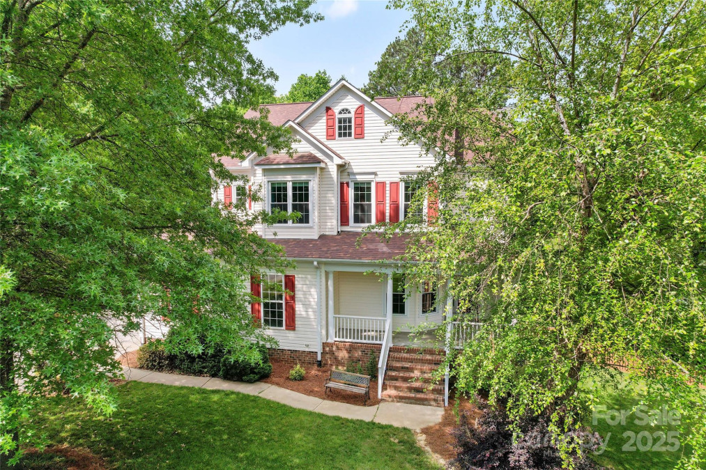 5022 Saybrook Dr Harrisburg, NC 28075