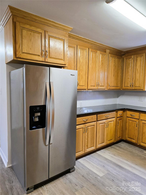 11 10th Ave Maiden, NC 28650