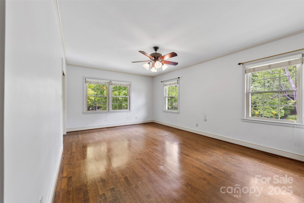 2410 Armstrong Park Dr Gastonia, NC 28054