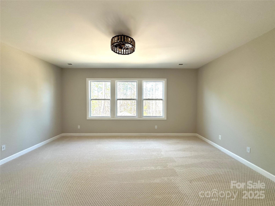 16446 Doves Canyon Ln Charlotte, NC 28278