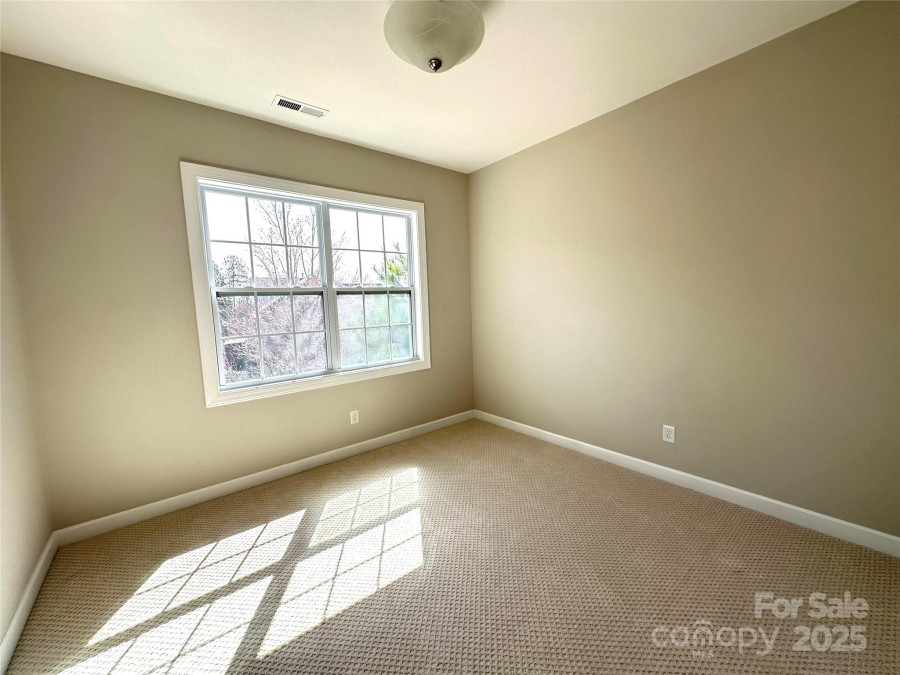 16446 Doves Canyon Ln Charlotte, NC 28278
