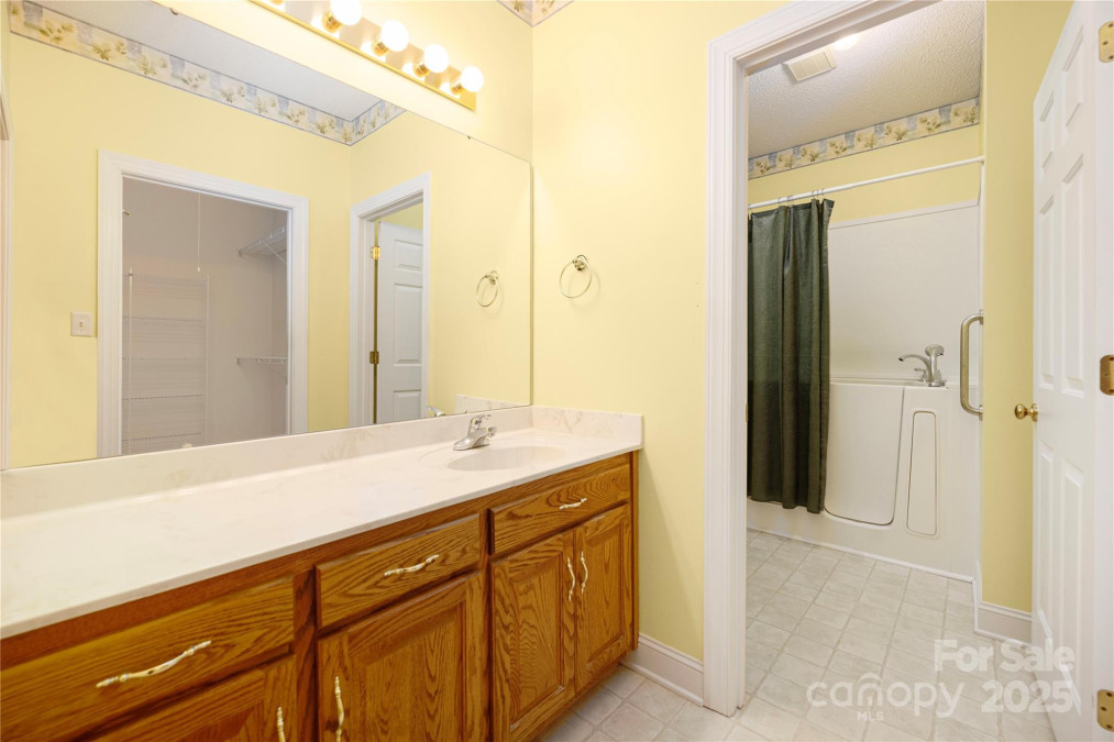 3951 Jasmine Ln Denver, NC 28037