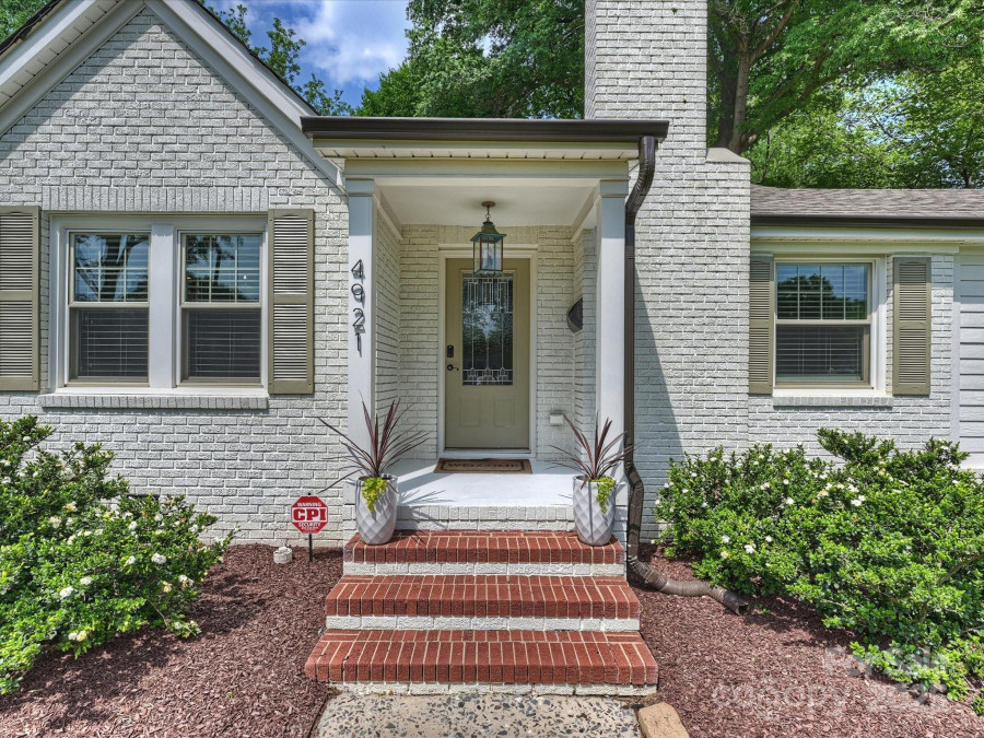 4921 Doris Ave Charlotte, NC 28205