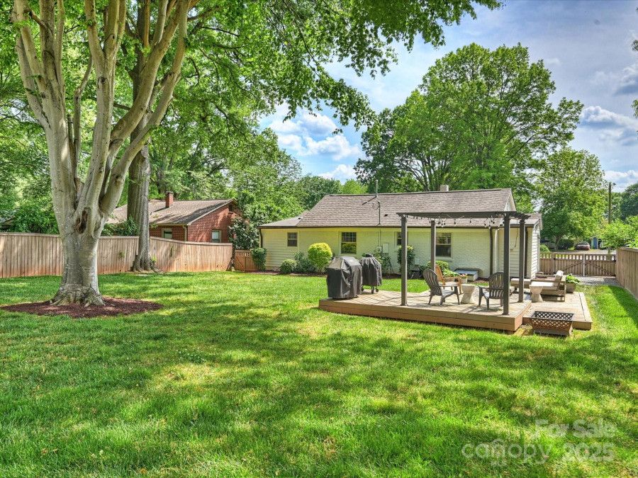 4921 Doris Ave Charlotte, NC 28205