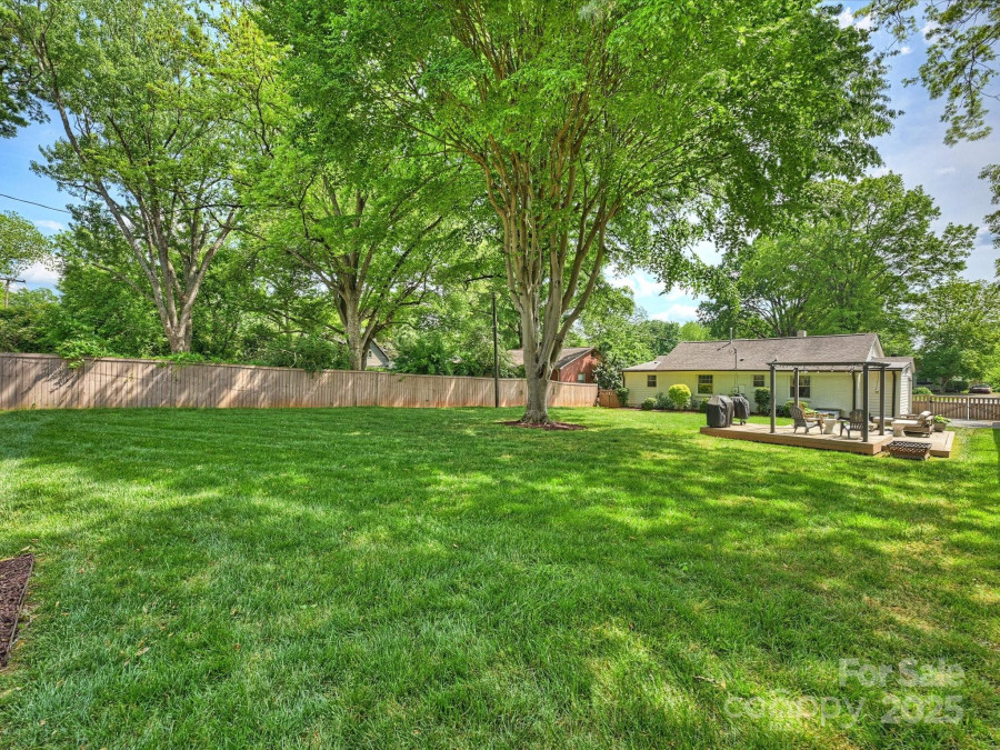 4921 Doris Ave Charlotte, NC 28205