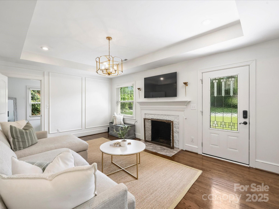 4921 Doris Ave Charlotte, NC 28205
