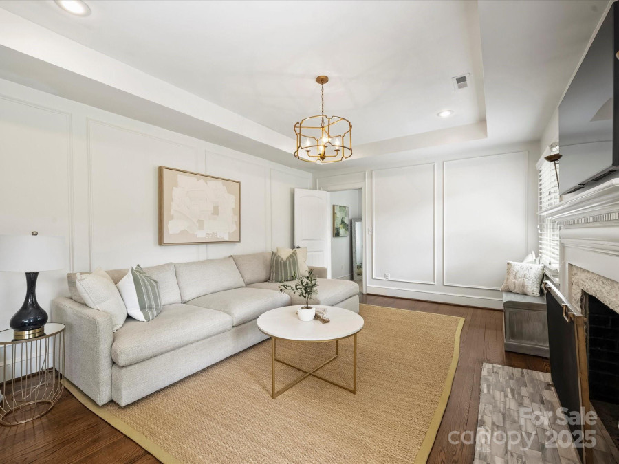 4921 Doris Ave Charlotte, NC 28205