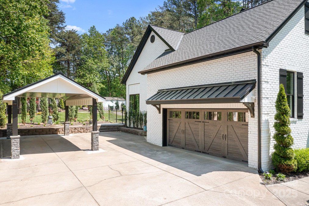317 Marietta Rd Mooresville, NC 28117