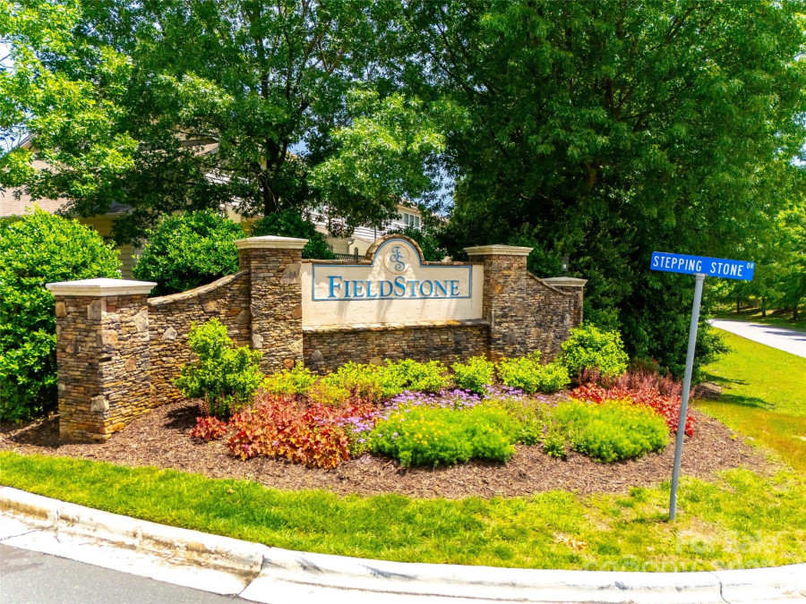 975 Copperstone Ln Fort Mill, SC 29708