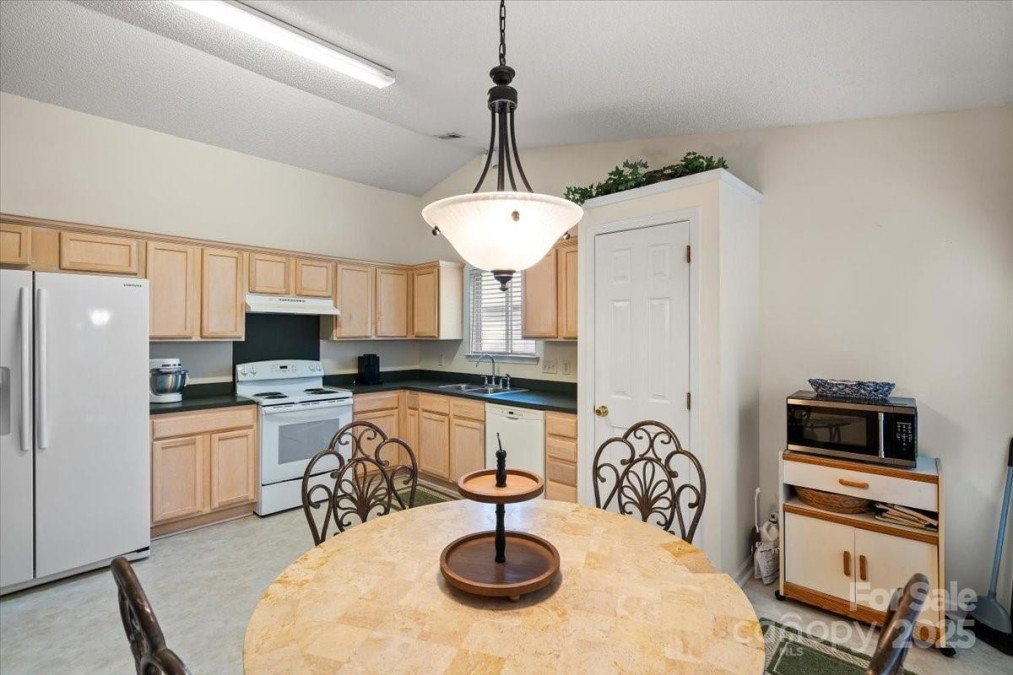 3604 Braefield Dr Indian Trail, NC 28079