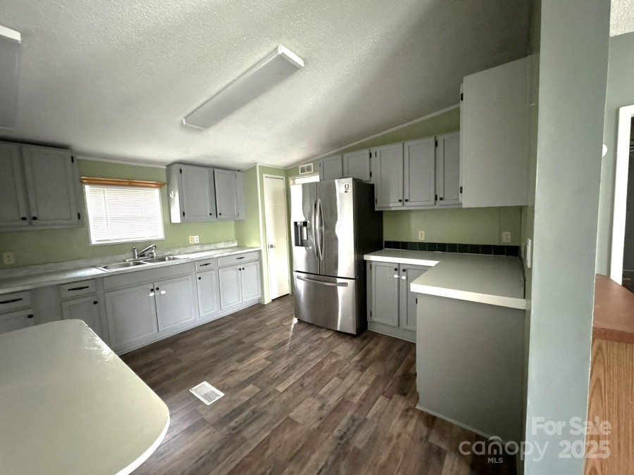 2844 Jamestown Rd Morganton, NC 28655
